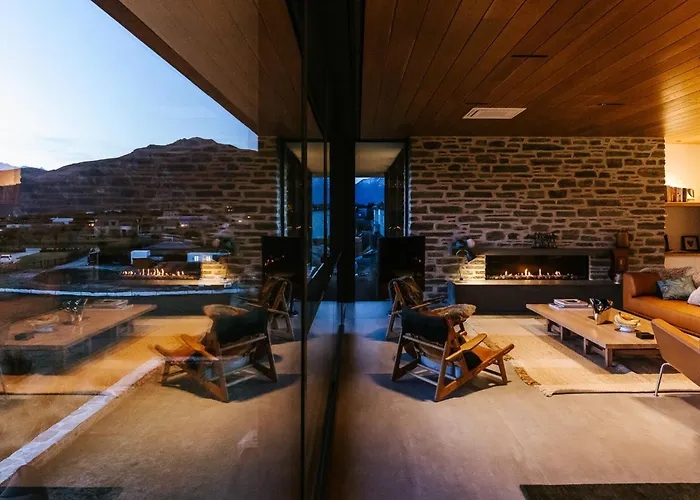 Villa Ridgecrest - Sleeps 12 - Mountain Views *